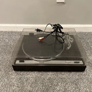Yamaha YP-B2 turntable Record Play Needs Needle, Table Works Read Detail - Picture 1 of 7