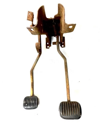 Pedales Jeep CJ5 72-75 embrague manual freno pedal colgante pedales de fábrica ENVÍO GRATUITO Foto 1 de 4