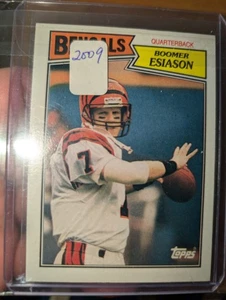 1987 Topps #185 BOOMER ESIASON Cincinnati 🐆Bengals🐆Football Card🔥🏟️FREE SH🏈 - Picture 1 of 3