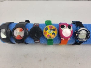 Vintage & Modern Lot Jugenduhren: Disney Spiderman Transformers **LESEN** - Bild 1 von 12