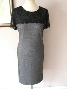 FAB GEORGE BLACK/WHITE LACE OVERLAY AT TOP OF BODICE DRESS - Size 20 - Picture 1 of 4
