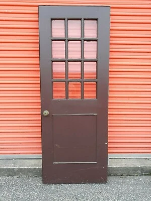 PUERTA EXTERIOR CON 12 CRISTALES 1 PANEL INTERIOR MANCHADO Y PINTADO SE PUEDE ENVIAR Foto 1 de 4