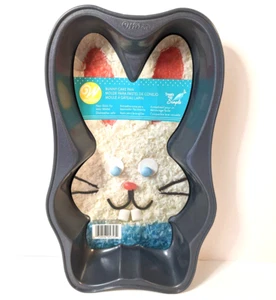 Wilton Easter Bunny Cake Pan Baking Mold Form Quick Release Non-Stick Metal - Picture 1 of 12