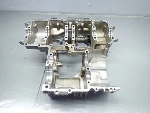Honda CBR1000F SC24 1989 engine crankcase lower part - Picture 1 of 7