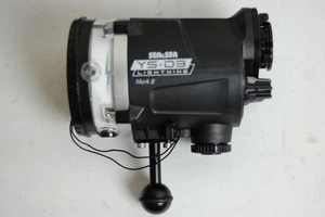 SEA&SEA YS-D3 LIGHTNING MarkⅡ underwater strobes Operated Tested - Picture 1 of 10