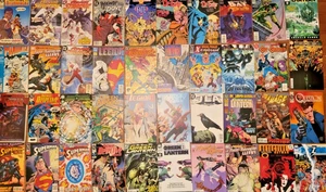 ENORME LOTTO 40 FUMETTI DC SUPERMAN BATMAN DR. Destino, Justice Society più altro - Foto 1 di 16