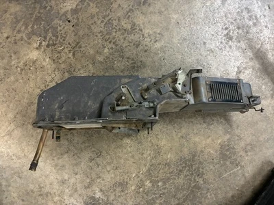 Chevrolet Nova 1972 debajo del tablero caja térmica con núcleo térmico, para autos con aire acondicionado Foto 1 de 4