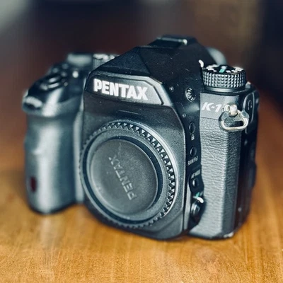 Cuerpo de cámara réflex digital Pentax K-1 - casi como nuevo - 36 mpx Foto 1 de 4