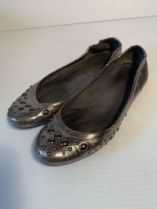 Stuart Weitzman Metallic Leather Snake Cap Toe Ballet Flat Size 6.5 - Picture 1 of 5
