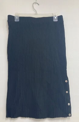 Falda acanalada No Boundaries con broche de presión sintético, negra, grande (11-13) Foto 1 de 3