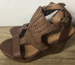 Lucky Brand Womens Size 8M Brown Wedges Sandels - Picture 1 of 7