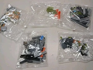 Misc Mega Blocks 1-5 Poly Bags Sealed Halo & Motion picture Pikachu S-HGC23 - Picture 1 of 6