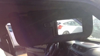14 2015 16 17 18 19 Kia Soul Passenger RH Sun Visor in GA3 Black w/ Illumination Foto 1 de 4