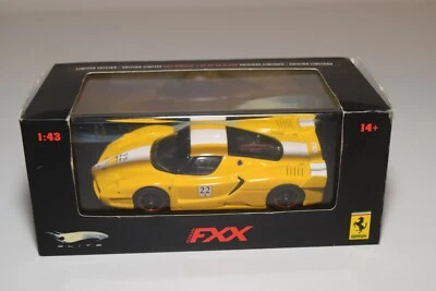 WW 1:43 HOTWHEELS FERRARI FXX GIALLO NUOVO CON SCATOLA - Immagine 1 di 4