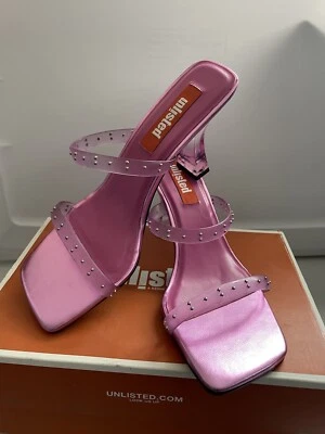 Zapatos de mujer talla 9 - Kenneth Cole fucsia con tiras sin listar con tachuelas tacones medios Foto 1 de 4