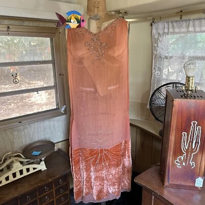 Antiguo Vestido Vintage Coral Cuentas Seda Crepé Art Deco Aleta Años 20 S/M Como Está Foto 1 de 4
