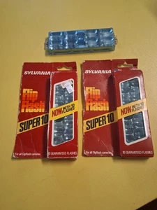Sylvania SUPER TEN FLIP FLASH NOS Blue Dot Flashes & Extra GE FlipFlash - Picture 1 of 2