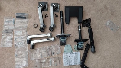 Ergotron - LX Apilamiento Vertical Doble Monitor Brazo BONO AMAZON BASICS MONITOR BRAZO Foto 1 de 4