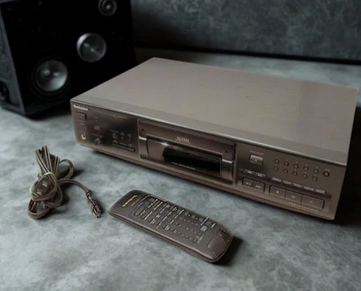 Technics SL-P770 CD-Player 18bit 4DAC Class AA Linearmotor voll funktionsfähig - Bild 1 von 4