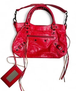 Bolso de cuero rojo bidireccional BALENCIAGA The First con correa espejo bolsa antipolvo Japón - Imagen 1 de 15