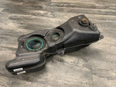 Honda 2001-2017 GL1800 Goldwing OEM Fuel Gas Tank - NO LEAKS! * - Image 1 of 4