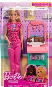 Barbie Baby Arzt Puppe mit rosa Peelings, Babypuppe und Zubehör  - Bild 1 von 7
