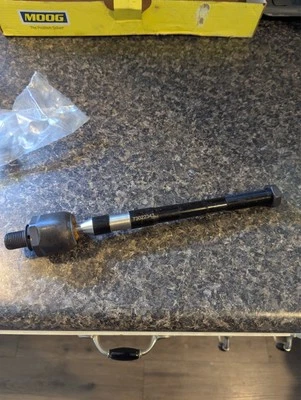 Kia Sportage 2009, extremo de barra de amarre delantera Moog Foto 1 de 2