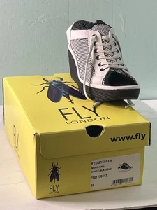Fly London Mujer YEDU EU 38 7-7.5 Estados Unidos Blanco/Negro Cuña Nueva con Caja Cuero - Imagen 1 de 6