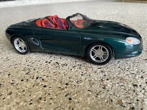 MODELO FUNDIDO A PRESIÓN MAISTO MUSTANG MACH III ESCALA 1/18 VERDE  - Imagen 1 de 12