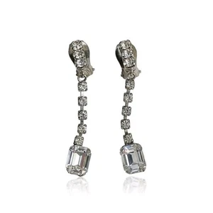 VINTAGE Silver Tone Dangle Clip On Earrings Clear Rhinestone Emerald Cut Drop - Bild 1 von 6