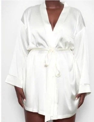 NWT SKIMS Bridal Collection Silk Blend “Mrs" Marble Robe Women’s Size 2X/3X - Image 1 of 4