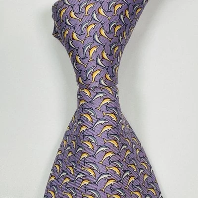 Corbata Brooks Brothers Para Hombre Estampado de Delfines de Seda Hecha en EE. UU. Italia Novedad Corbata Foto 1 de 4