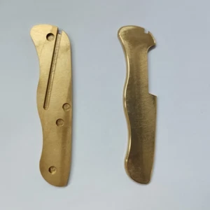 1 par de escalas de mango de cuchillo de latón hechas a medida para Victorinox Swiss Army 111MM - Imagen 1 de 4