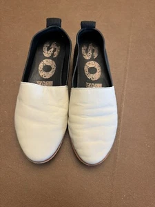 Women’s SOREL Ella Black/Cream Leather Slip On Shoes Flats Casual Loafers Sz 7.5 - Picture 1 of 5