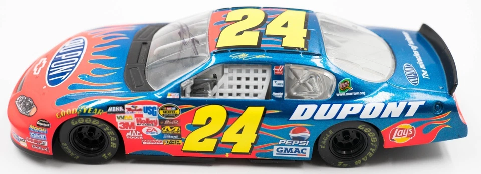 Auto da corsa Nascar Jeff Gordon Signature Chevrolet Monte Carlo Dupont... - Immagine 1 di 4