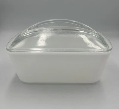 Plato refrigerador para hornear pan de vidrio con leche Westinghouse vintage con tapa transparente Foto 1 de 4