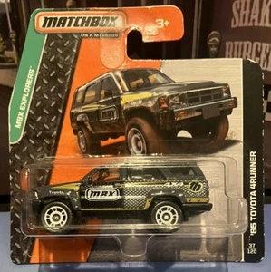 2014 MATCHBOX ‘85 TOYOTA 4RUNNER 4 RUNNER GREY MBX EXPLORERS SHORT CARD Hilux - Picture 1 of 3