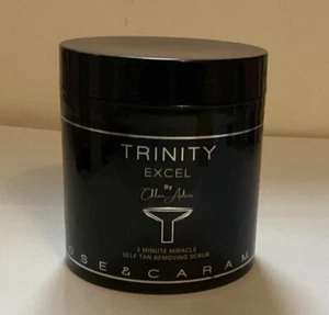 Rose and Caramel Excel by Chloe 3 Minute Miracle Self Tan Removing Scrub 440ml - Picture 1 of 2
