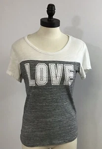 Womans Size Medium Love Shirt Y2K - Picture 1 of 3