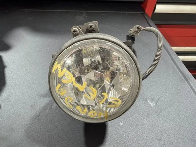 LÁMPARA ANTINIEBLA HONDA ELEMENT FÁBRICA OEM PARACHOQUES MONTADA Foto 1 de 4