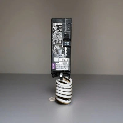 SIEMENS BF120AH 20A GFCI BOLT ON BREAKER PIGTAIL WIRE TYPE BLHF2 NEW PANEL PULL - Image 1 of 4