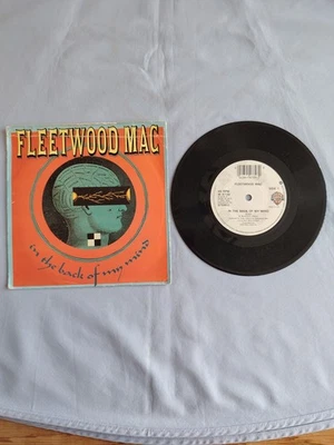 FLEETWOOD MAC "IN THE BACK OF MY MIND" 1990 7" VINYL SINGLE IN A PICTURE SLEEVE - Image 1 of 4