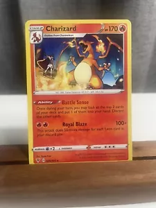 Charizard 025/185 Swsh04: Vivid Voltage Regular - Bild 1 von 2