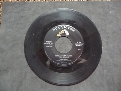 DINAH SHORE 7" 45 RPM CHANTEZ-CHANTEZ /HONKEYTONK HEART RCA Victor EX - Image 1 of 3