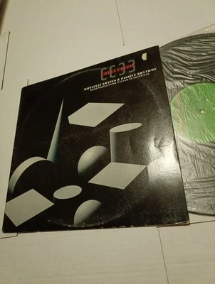 China Crisis ‎– Difficult Shapes & Passive Rhythms.  LP  VG/G - Image 1 of 2