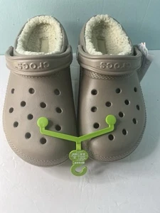 Sandalia/Zapatilla Zueco Crocs Clásica Forrada Para Hombre Talla 7 Para Mujer Talla 9 Color Tostado Nueva - Imagen 1 de 4