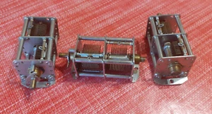 Air variable capacitor, 2-gang, 10-120 pF - Picture 1 of 4