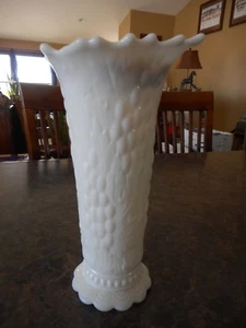 White Vintage Milk Glass Vase Collectible Farmhouse 9" Different pattern - Picture 1 of 10