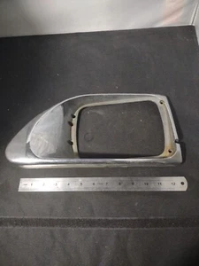 NAVISTAR INTERNATIONAL SYLVANIA HEADLAMP BEZEL LH 61A-1709-0075 OEM PART CHROME  - Picture 1 of 12
