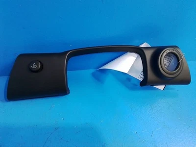 Bisel de embellecimiento del panel de instrumentos Toyota Celica 1994 2322 Foto 1 de 4